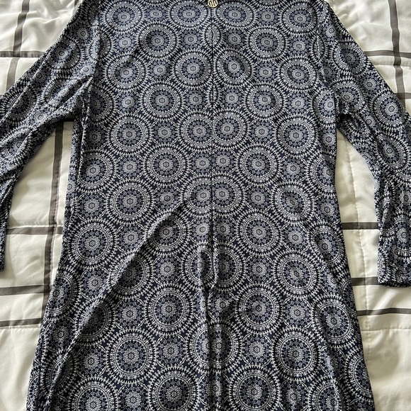 Tommy Hilfiger sz L Navy and White Patterned Bell Sleeve Midi Dress - Picture 4 of 8